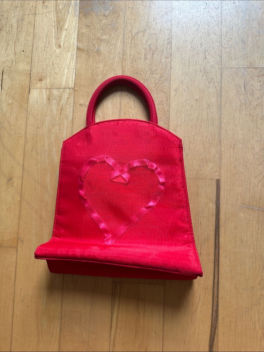 Red Heart Accent Tote Bag - Women's Handbag